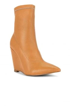 RAYE Io Boot In Tan 8 RAYE Io Boot In Tan -Outlet RAYE Store RAYE WZ1945 V2